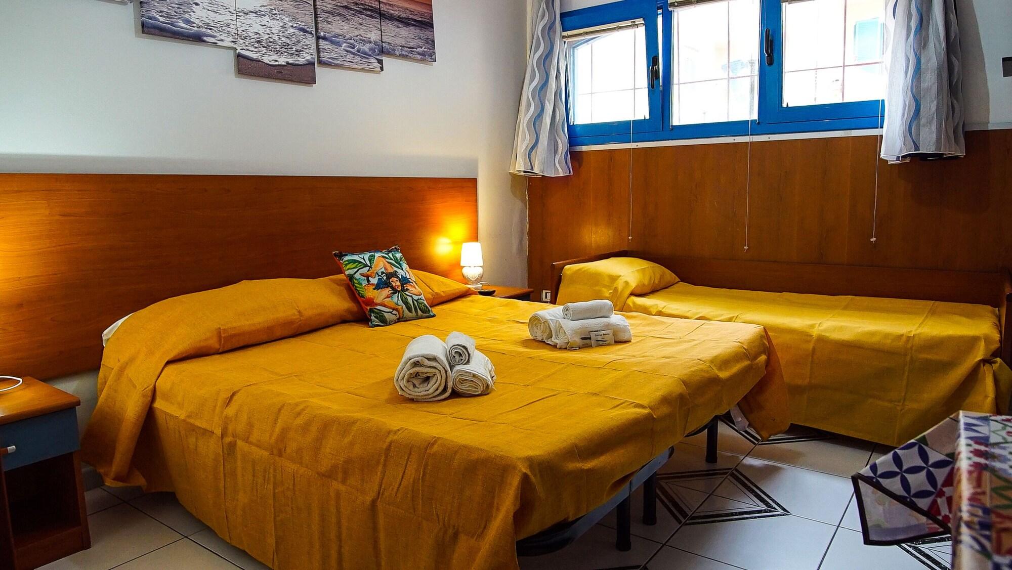 Апарт отель Baia Di Naxos Джардини-Наксос Экстерьер фото